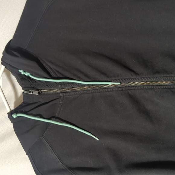 LULULEMON Men's Size Large Black Zip Up Hoodie - Picture 3 of 7